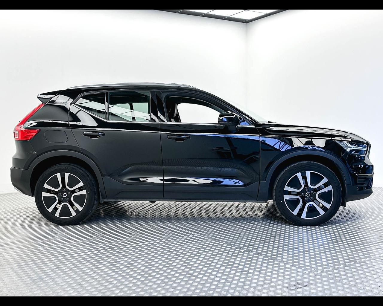 VOLVO XC40 (2017-->) - XC40 T5 Recharge Plug-in Hybrid automatico Plus Bright