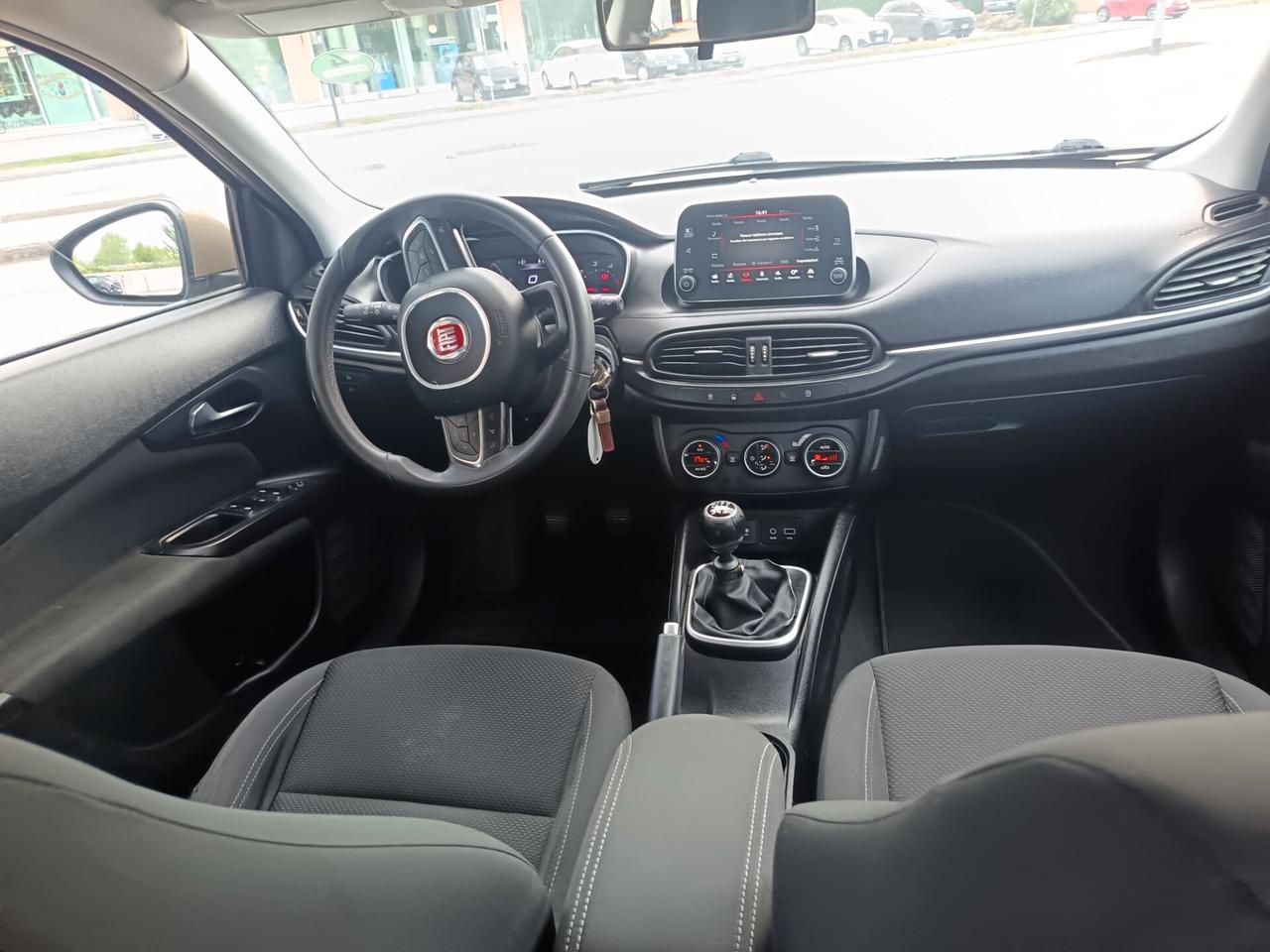 Fiat Tipo 1.6 multijet 2018 Euro 6 b