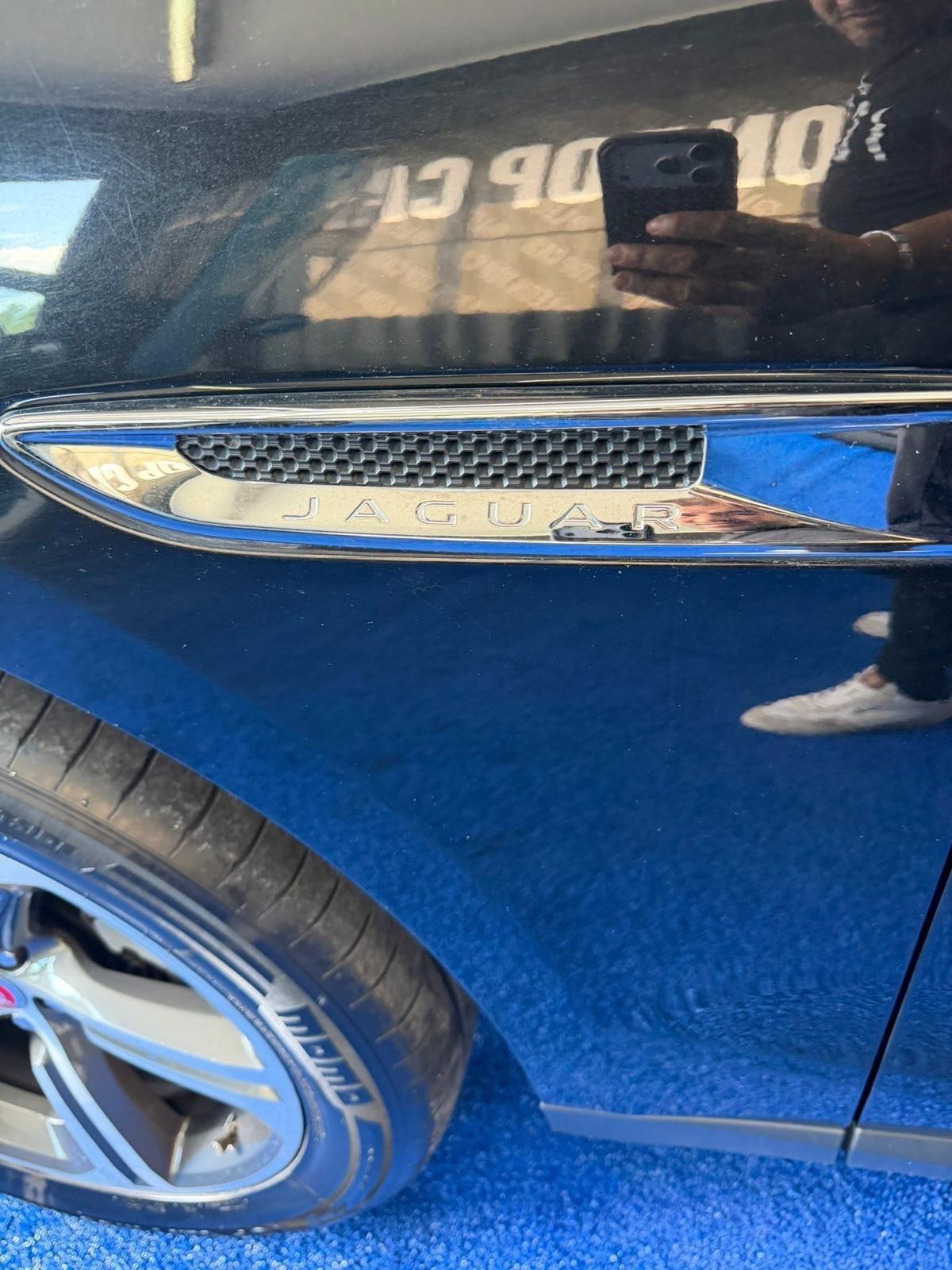 Jaguar F-Pace 2.0 D 180 CV AWD Portfolio permute e finanziamenti