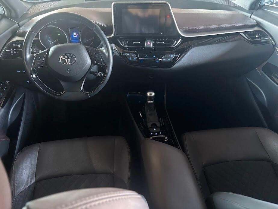 Toyota C-HR 1.8 Hybrid E-CVT Lounge