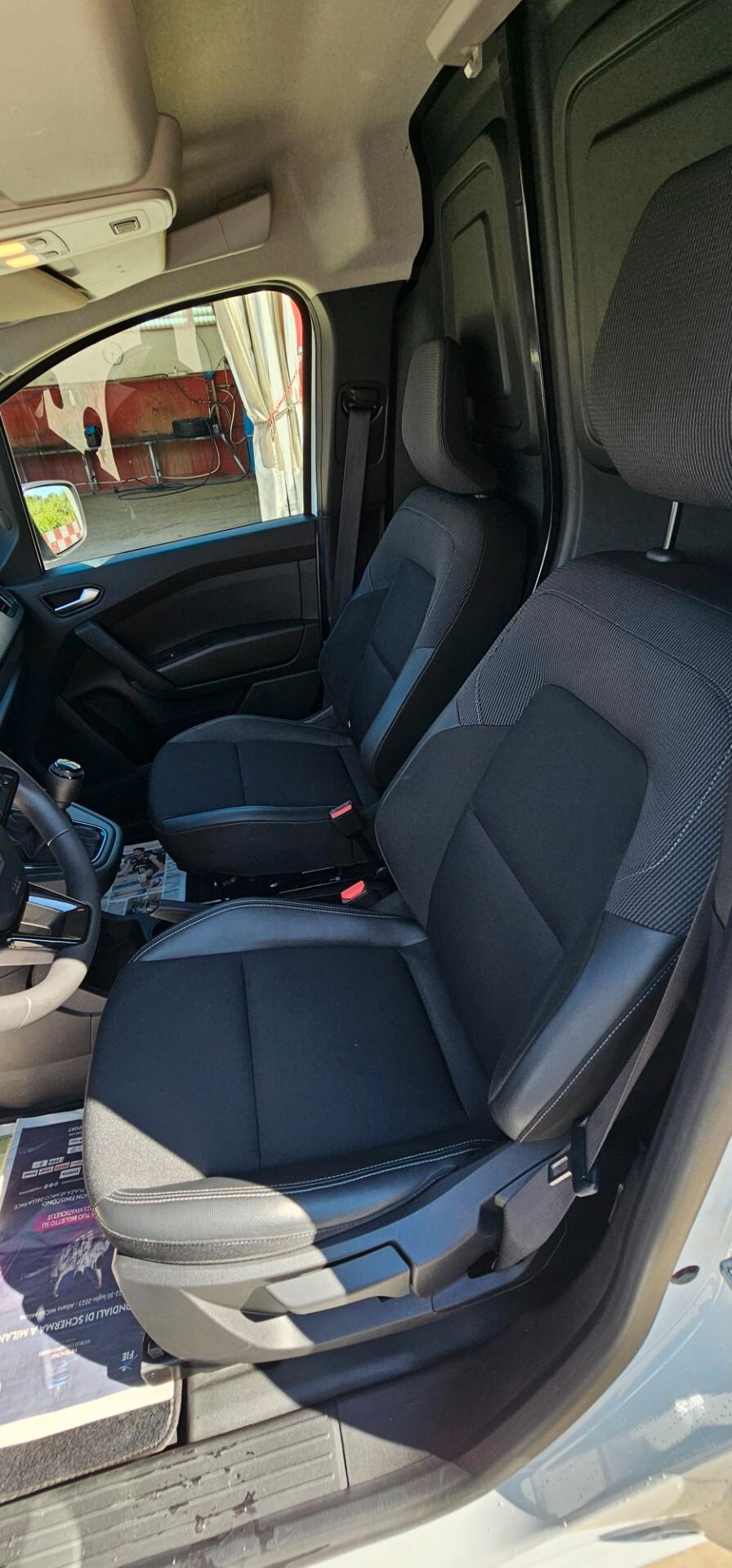 Renault Kangoo 1.5 Blue dCi 115CV PC-TN Van