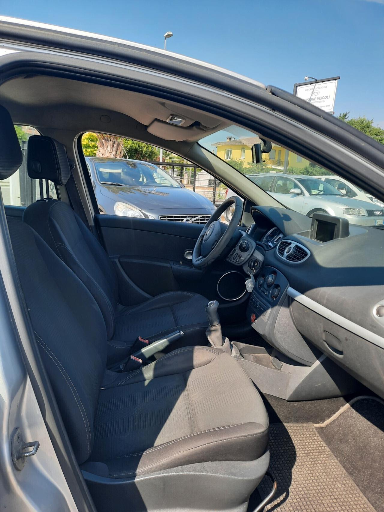 Renault Clio 1.5 dCi 65CV 5 porte OK NEOPATENTATI