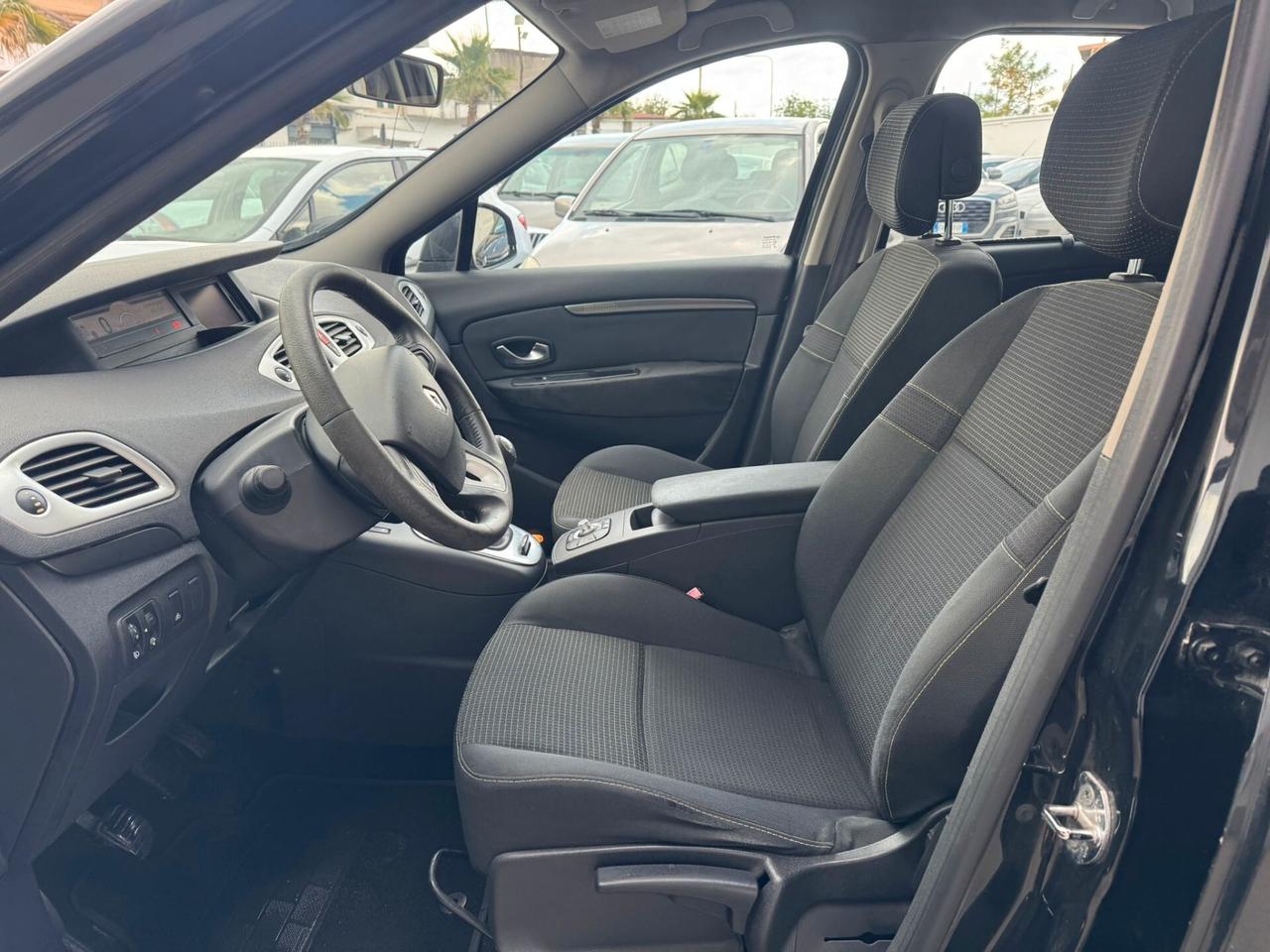 Renault Scénic X-Mod 1.5 dCi 110CV Dynamique