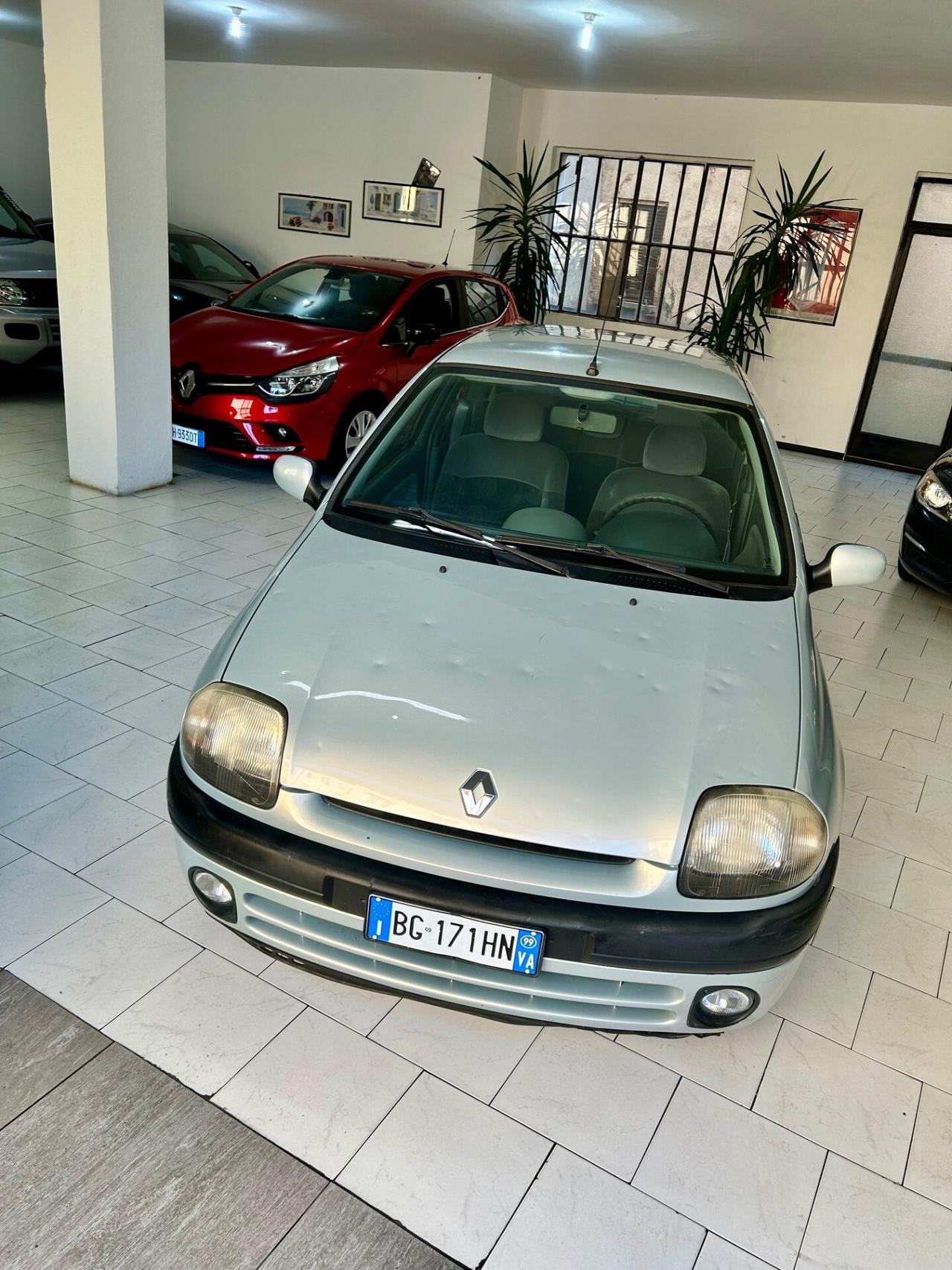 Renault Clio 1.2 cat 5 porte RT