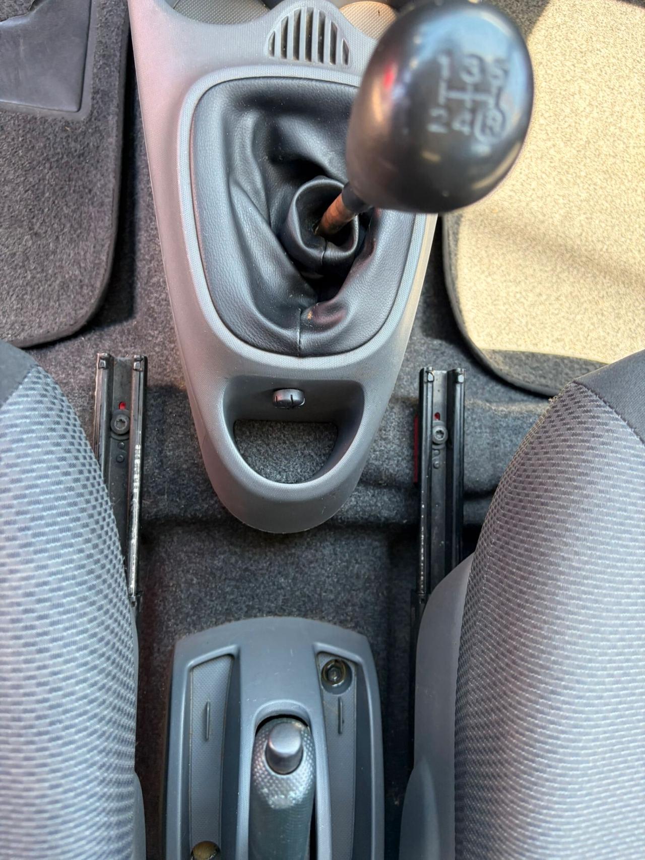 Toyota Aygo 1.0 12V VVT-i 5 porte
