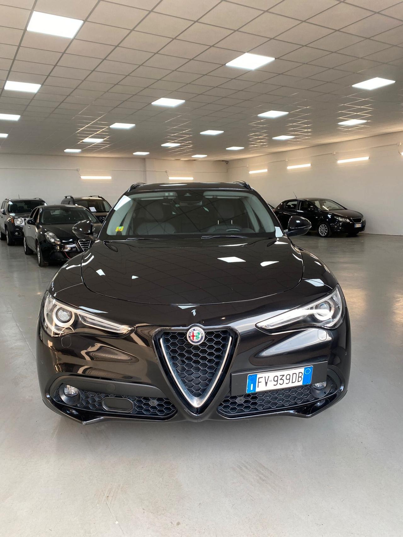 Alfa Romeo Stelvio 2.2 Turbodiesel 210 CV AT8 Q4 Executive