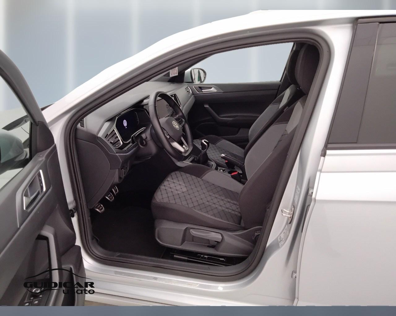 VOLKSWAGEN Taigo - Taigo 1.0 tsi R-Line 115cv