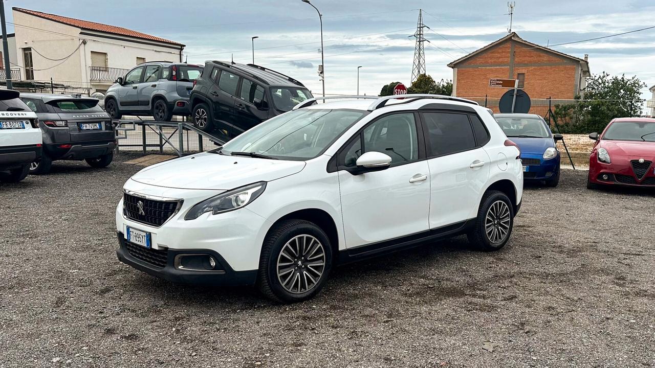 Peugeot 2008 BlueHDi 100 S&S Black Matt