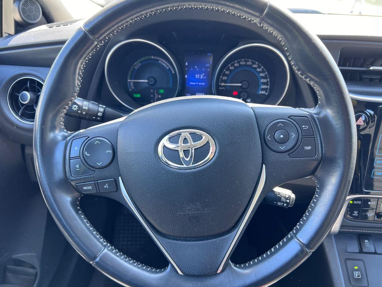 Toyota Auris Active 1.8 HEV