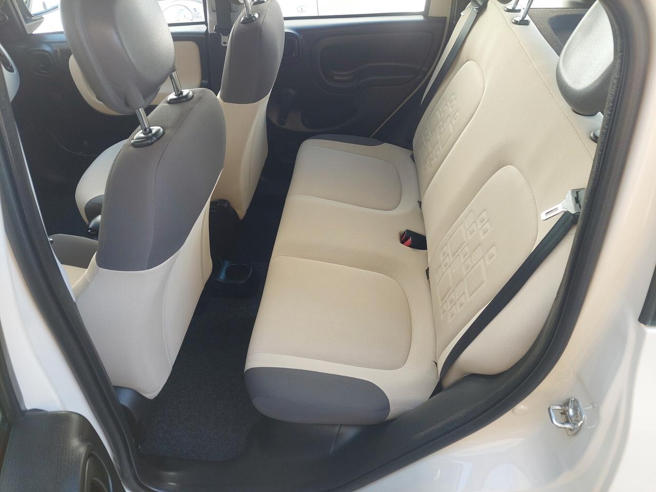 Fiat Panda 0.9 TwinAir Turbo Natural Power Lounge