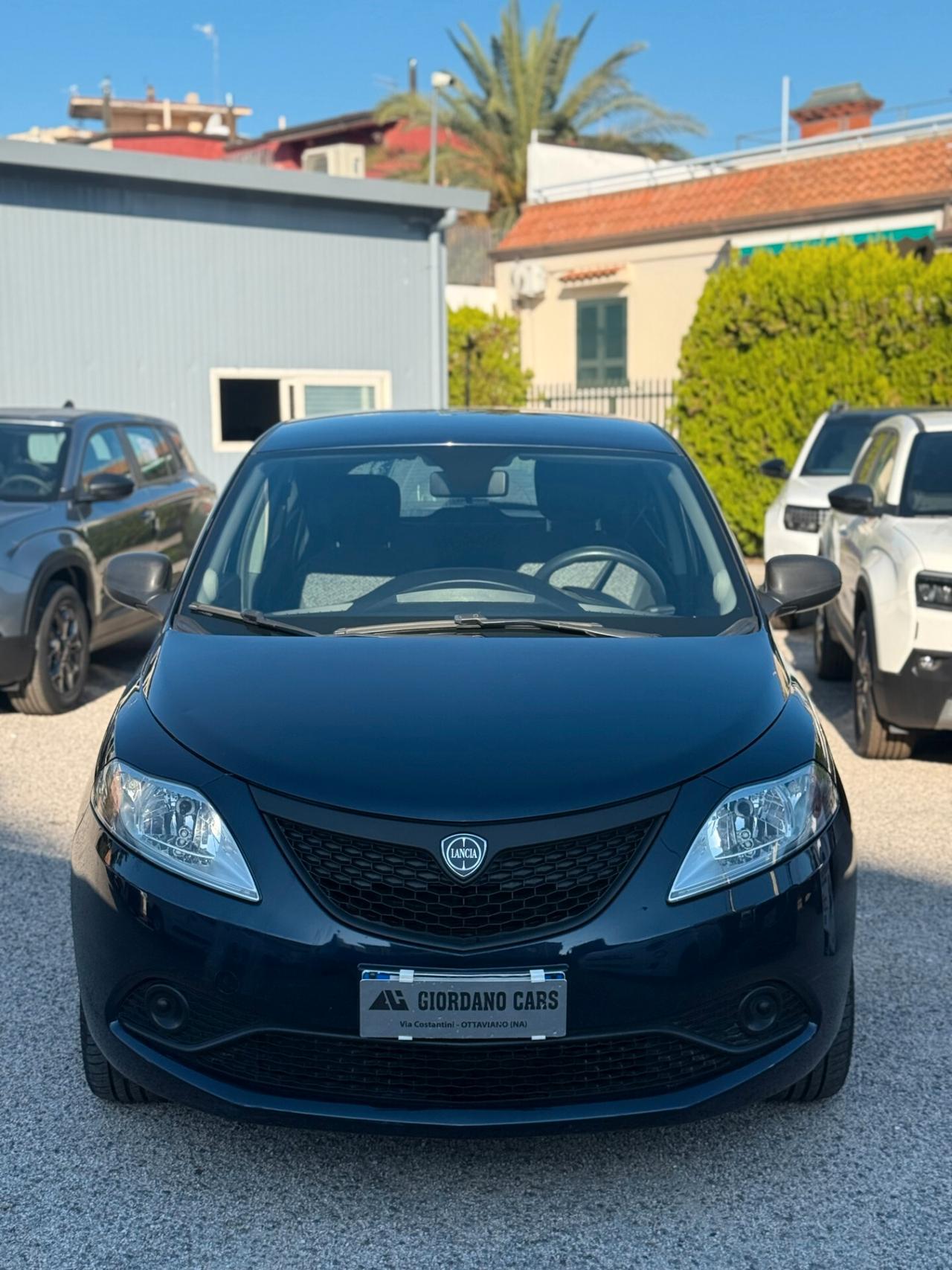 Lancia Ypsilon 1.0 FireFly 5 porte S&S Hybrid Ecochic Silver