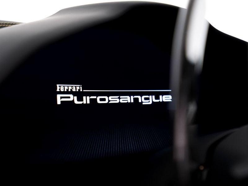 Ferrari Purosangue 6.5 V12 F1 DCT 4WD