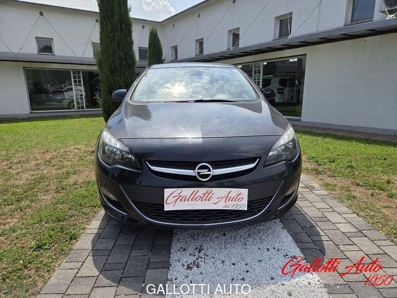 Opel Astra 1.4 Turbo GPL 140CV 4 porte