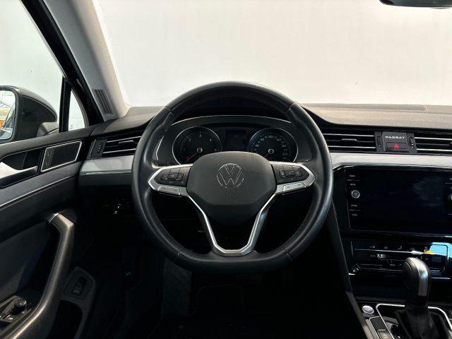VOLKSWAGEN Passat Variant 2.0 TDI DSG ELEGANCE ---40000km