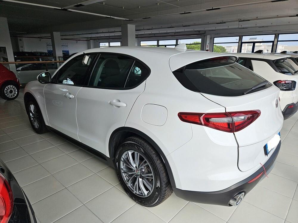 Alfa Romeo Stelvio 2.2 Turbodiesel 190 CV AT8 RWD Business