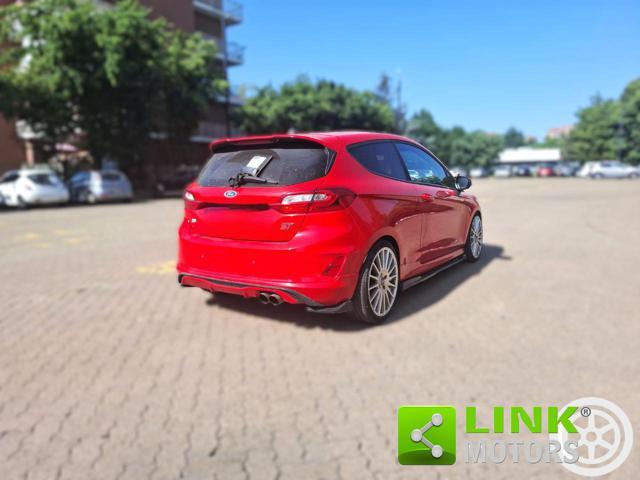 FORD Fiesta 1.5 Ecoboost 200 CV 3 porte ST