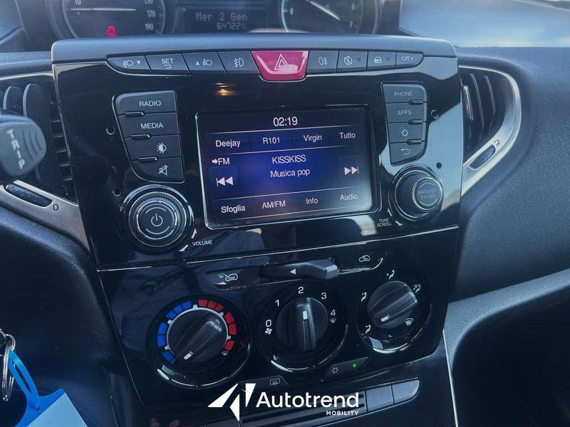 Lancia Ypsilon 1.0 FireFly 70 CV Hybrid Ecochic Gold S&S