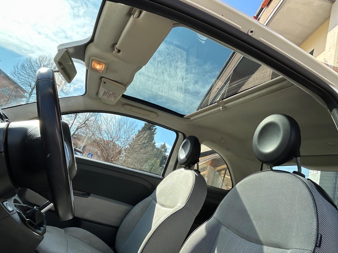 Fiat 500 1.3 MJ ( DIESEL) LOUNGE “ Neopatentati “