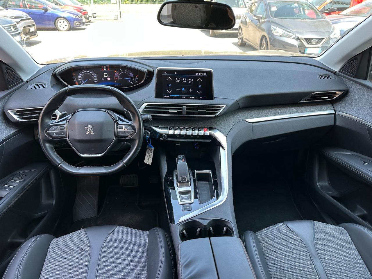 Peugeot 3008 BlueHDi 130 S&S EAT8 Allure