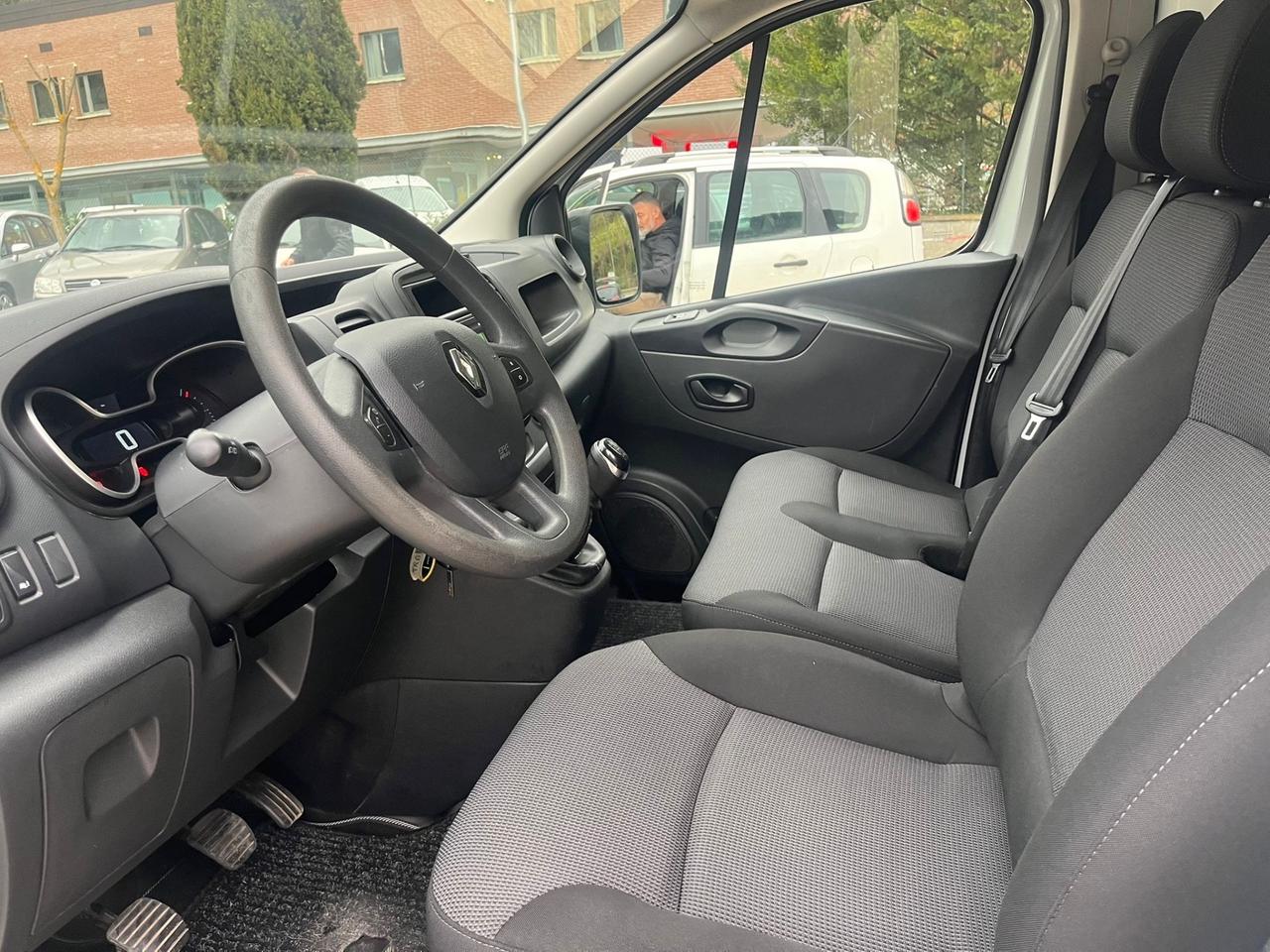 Renault Trafic T27 2.0 dCi 120CV PC-TN Furgone Ice Plus