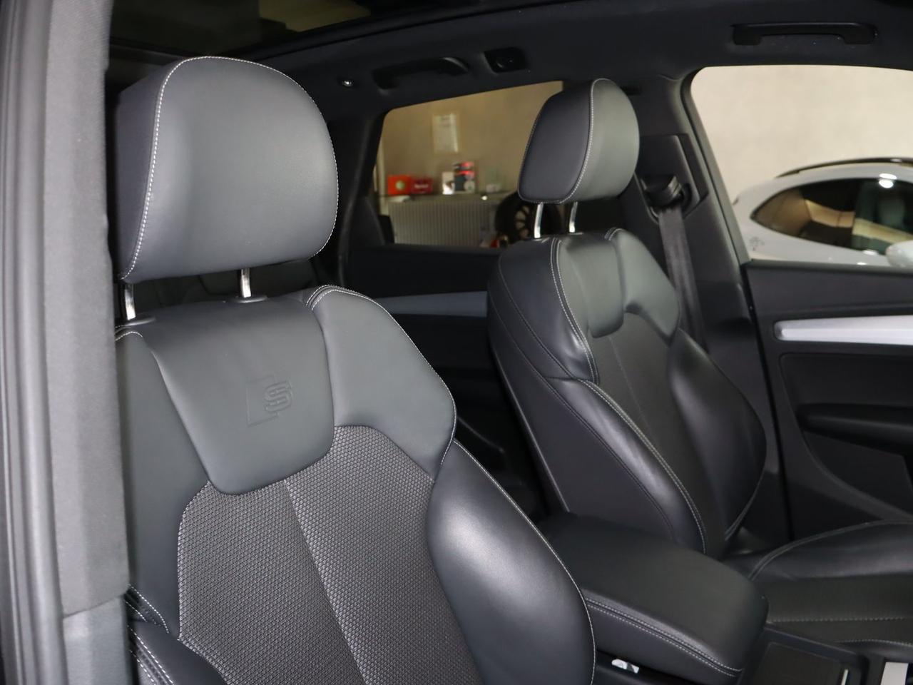 Audi Q5 S Line 2.0 40 TDI MHEV IVA ESPOSTA #12093