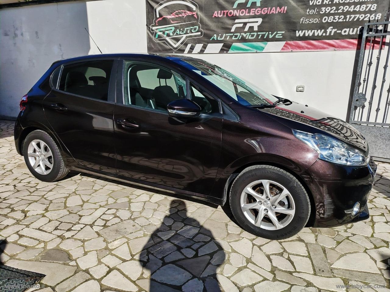 PEUGEOT 208 1.2 VTi 82 CV 5p. Allure