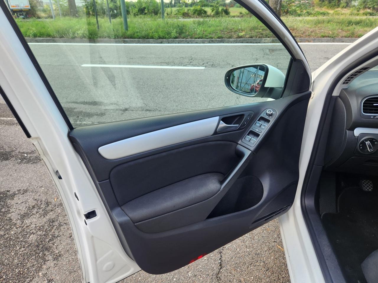 Volkswagen Golf 1.6 TDI DPF 5p. Comfortline