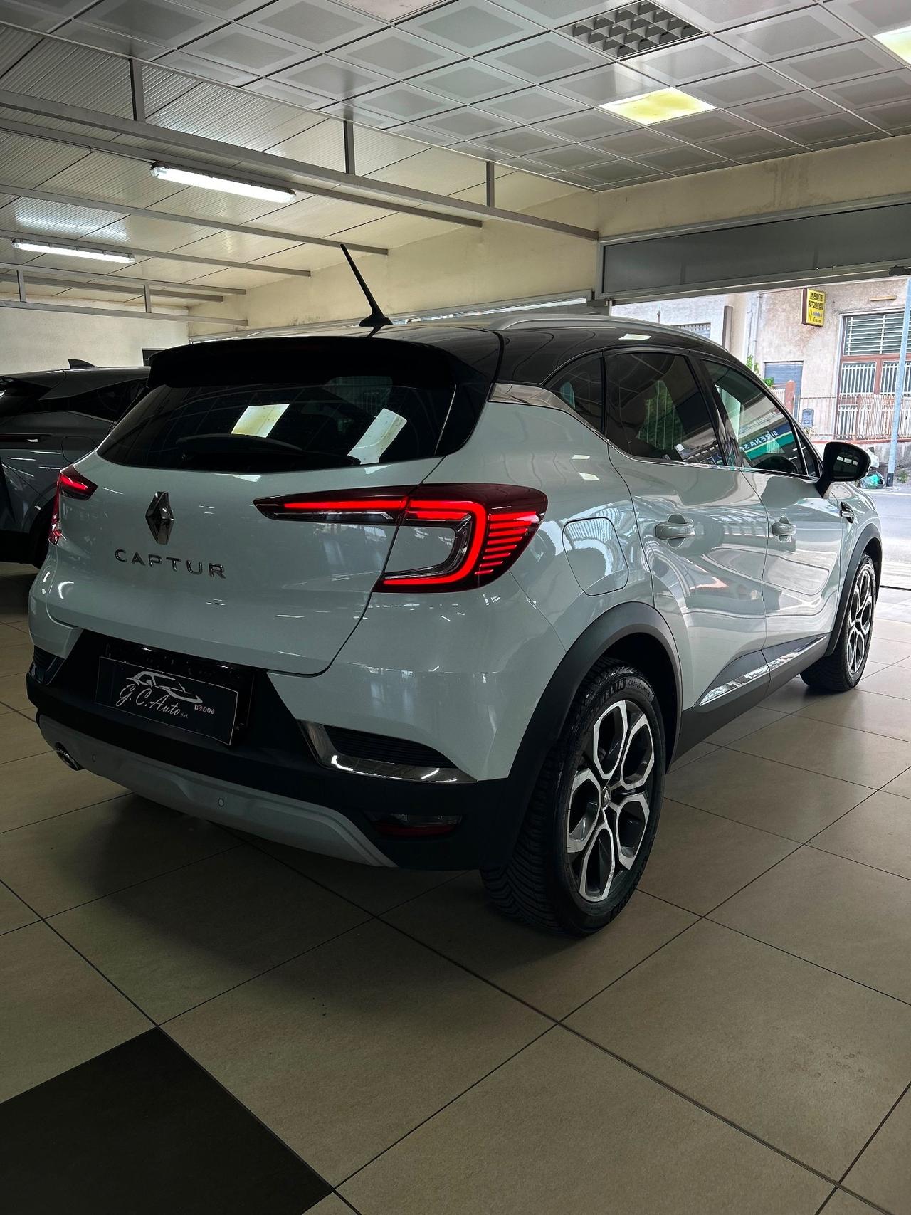 Renault Captur Blue dCi 115 CV EDC Zen