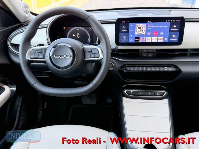 FIAT 600 Hybrid 100 CV DCT MHEV La Prima - PROMO