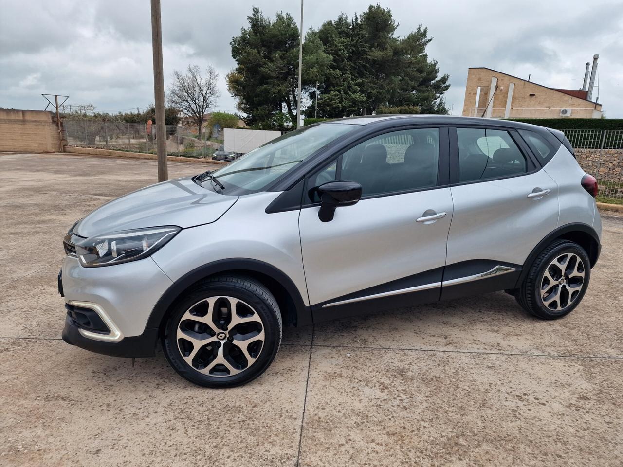 Renault Captur dCi 8V 90 CV EDC Start&Stop Sport Edition2