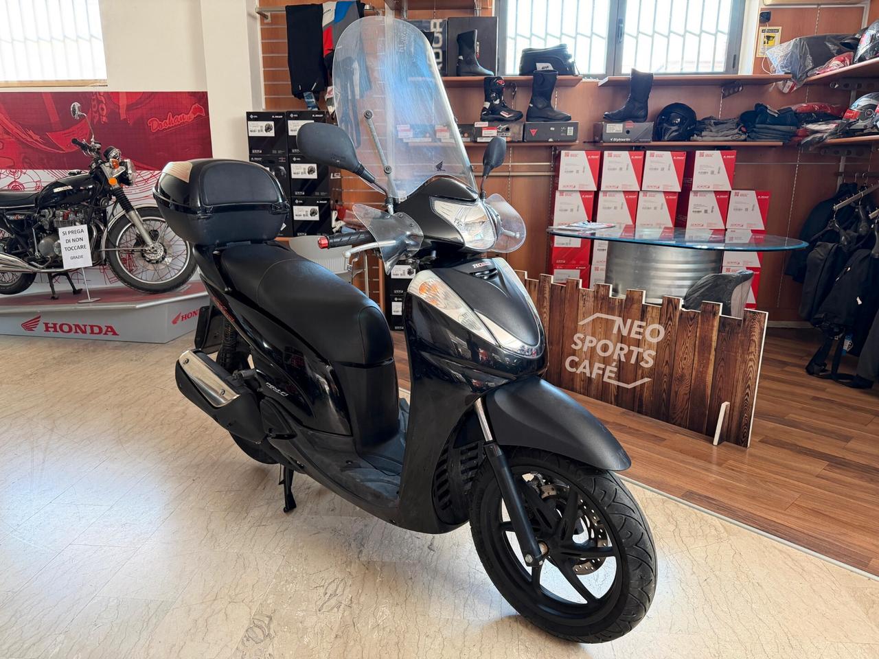 Honda SH 300 SPORTY