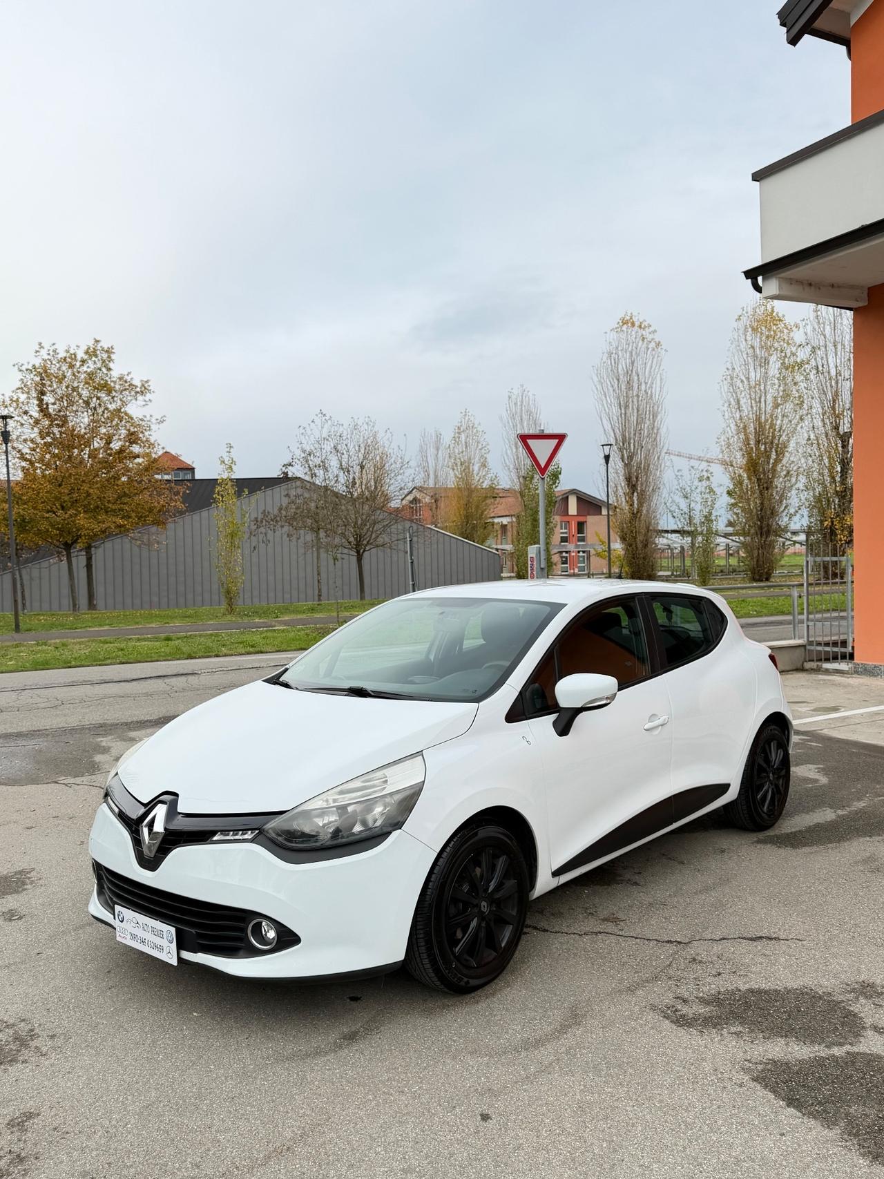 Renault Clio 1.2 75CV 5 porte Live