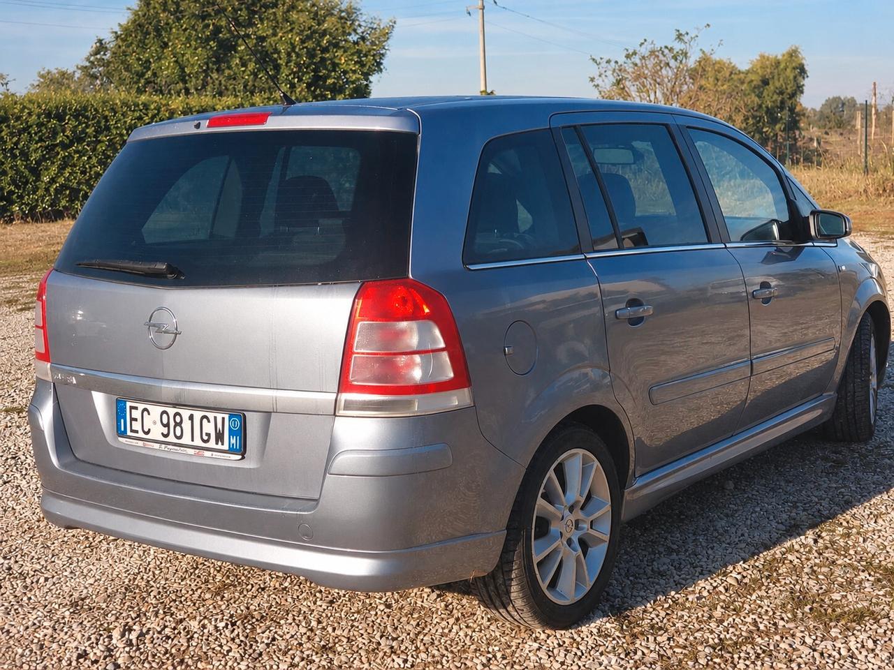 Opel Zafira 1.6 Benzina Cosmo 115cv 7 posti Garanzia 12 mesi