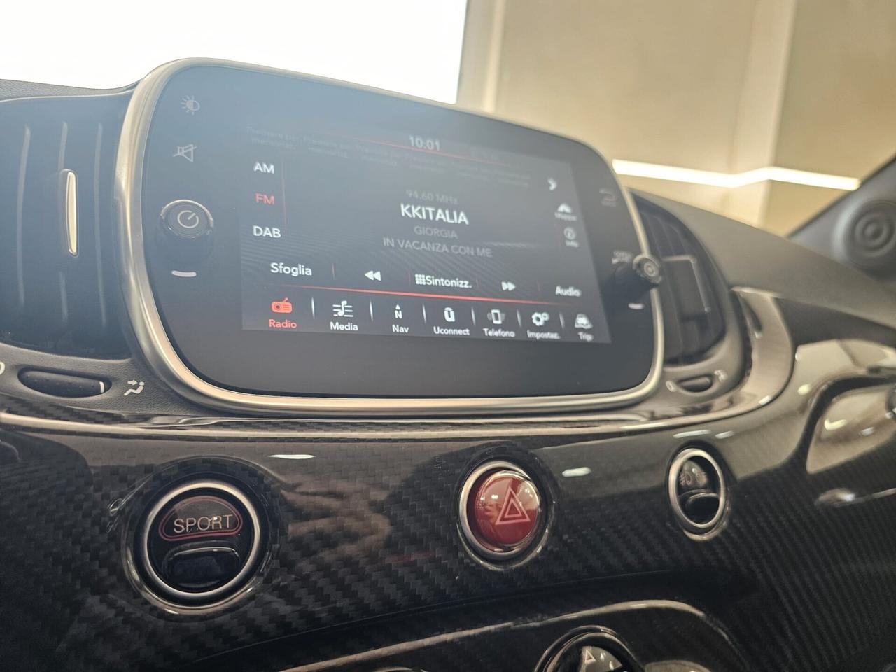 Abarth 595 C 1.4 Turbo T-Jet 180 CV Esseesse