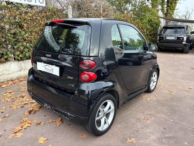 SMART ForTwo 52 kW MHD coupé White Tailor Made