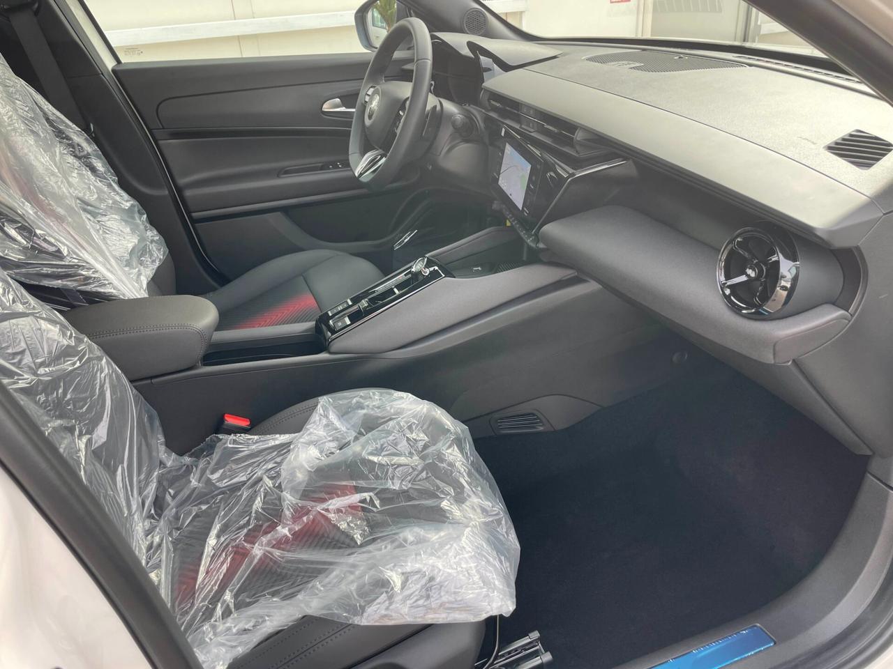 Alfa Romeo Altro JUNIOR 1.2 IBRIDA SPECIALE EDCT6