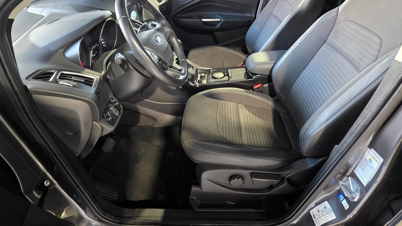 Ford Kuga 2.0 TDCI 150 CV S&S 4WD ST-Line