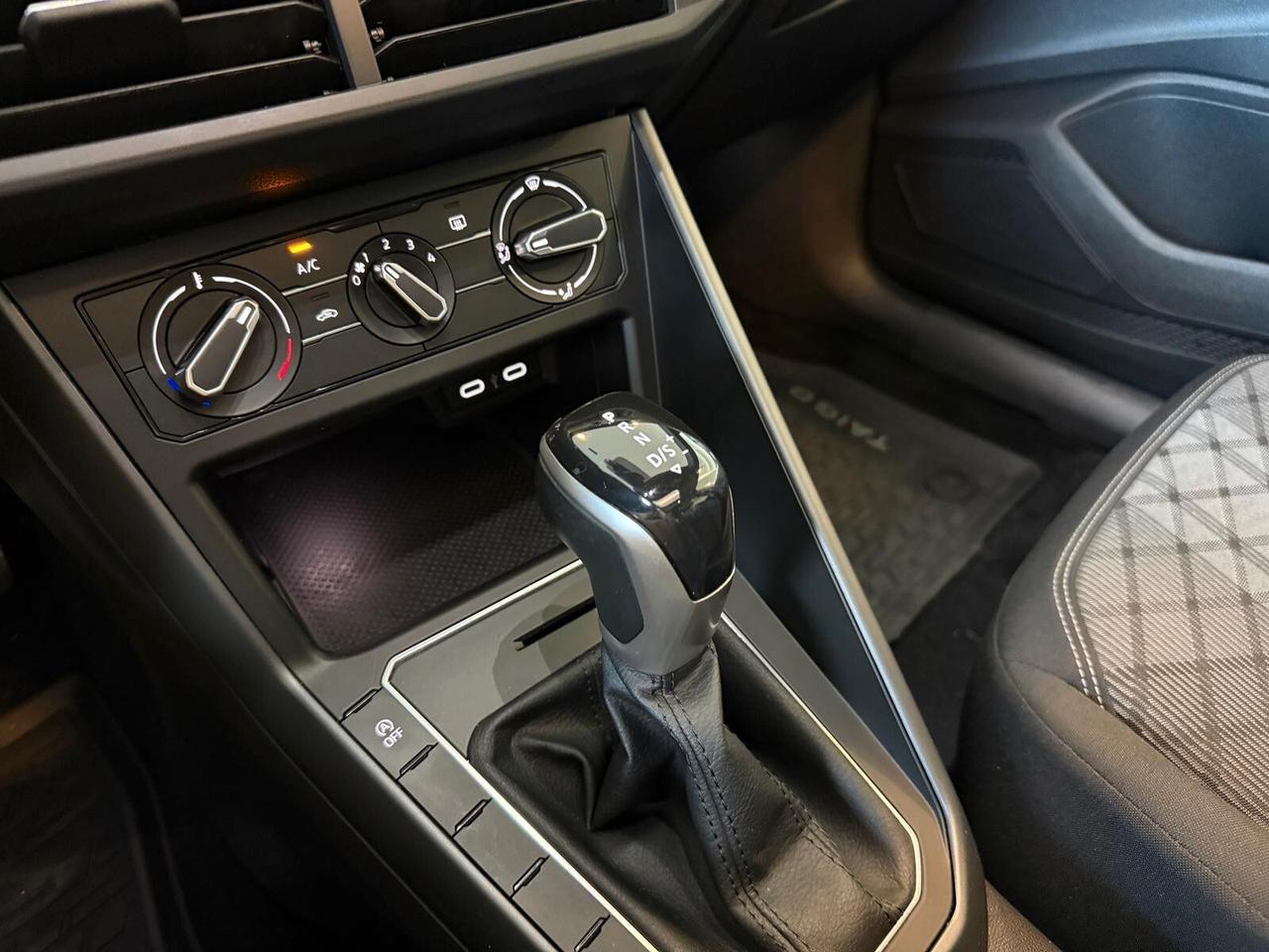 Volkswagen Taigo 1.0 TSI 110 CV DSG R-Line