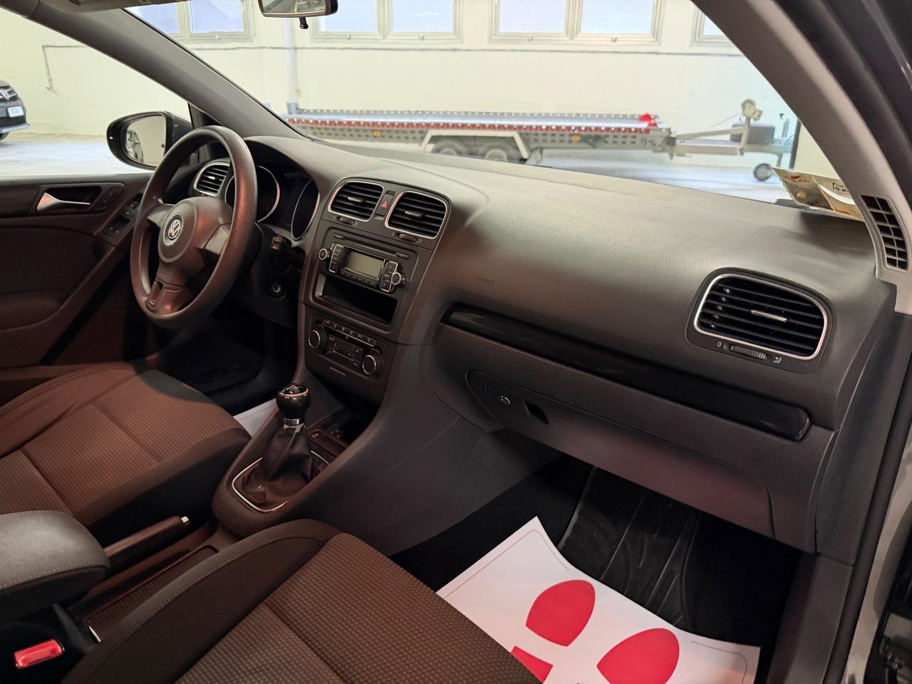 Volkswagen Golf 1.6 TDI DPF 5p.