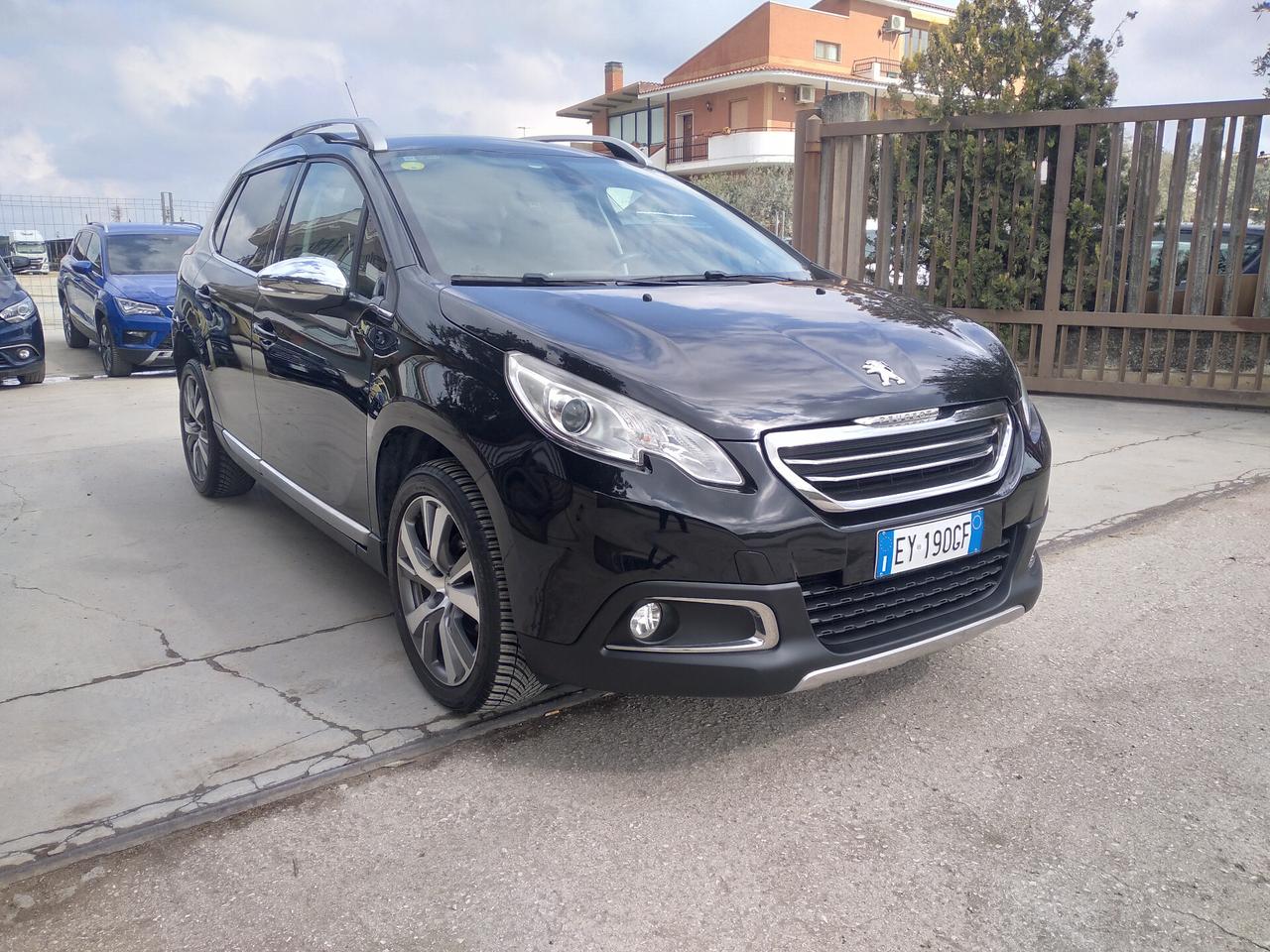 Peugeot 20081.6 BlueHDi S&S Black Matt