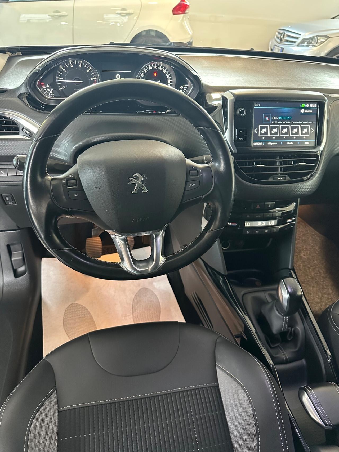 Peugeot 2008 PureTech 82 S&S Allure