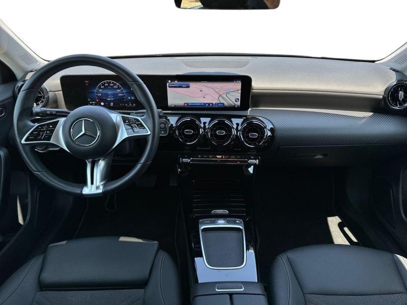 Mercedes Classe A 180 180 D Advanced 8G-DCT