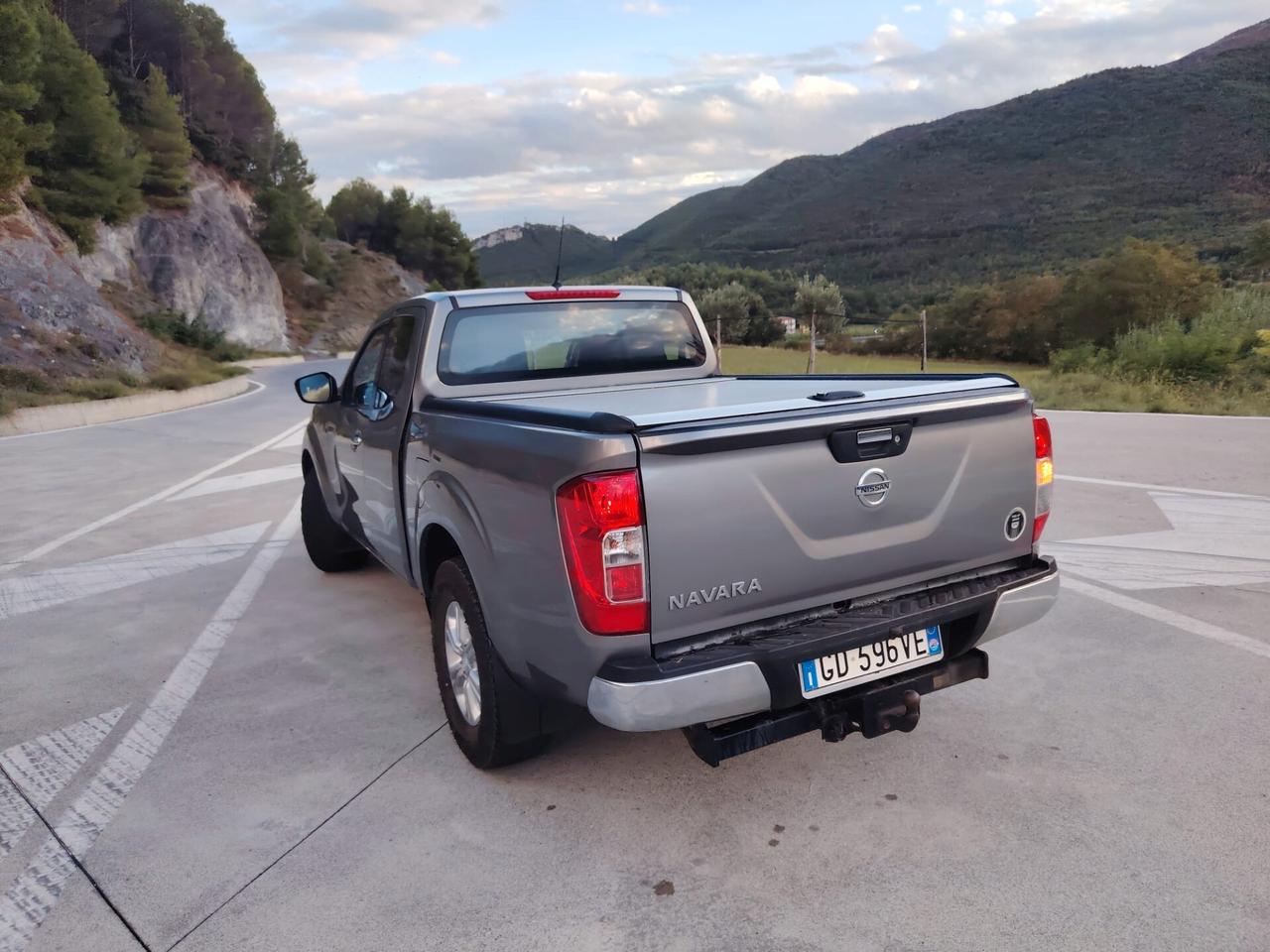 Nissan Navara 2.3 dCi 4WD Singlecab-Gancio traino-