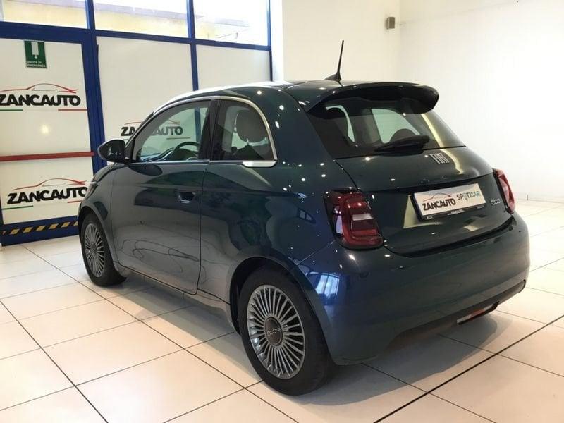 FIAT 500 Icon Berlina 320