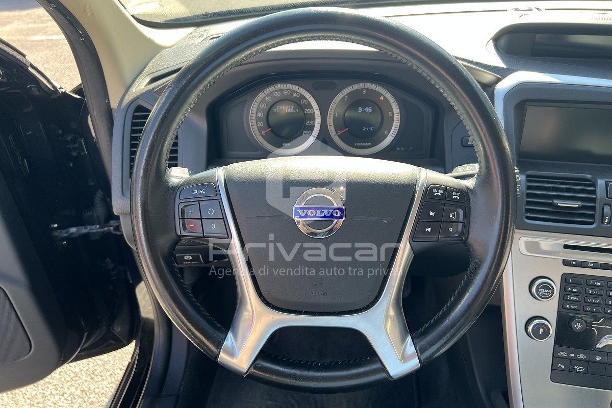 VOLVO XC60 D3 AWD Geartronic Momentum