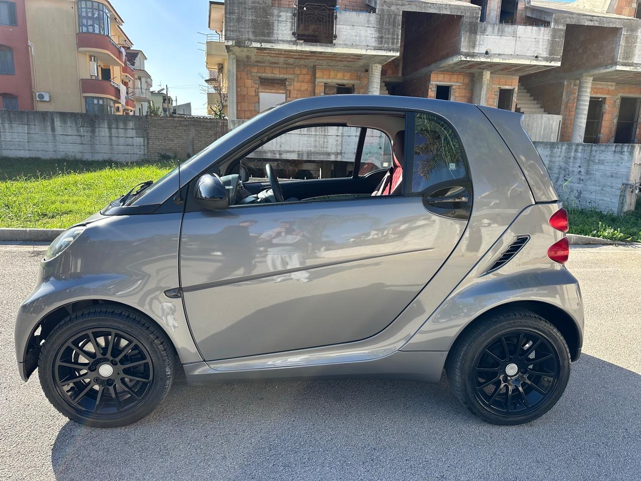 Smart ForTwo 800 33 kW coupé pure cdi