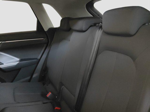 AUDI Q3 Q3 35 TFSI S tronic Business