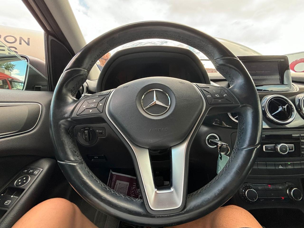 Mercedes-benz B 200 B 200 NGD Premium