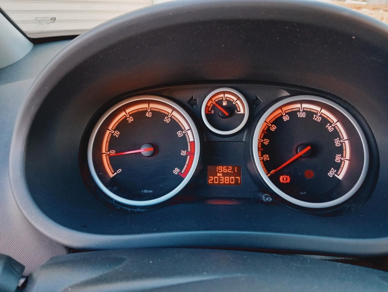 Opel Corsa 1.2 3 porte Easytronic Sport