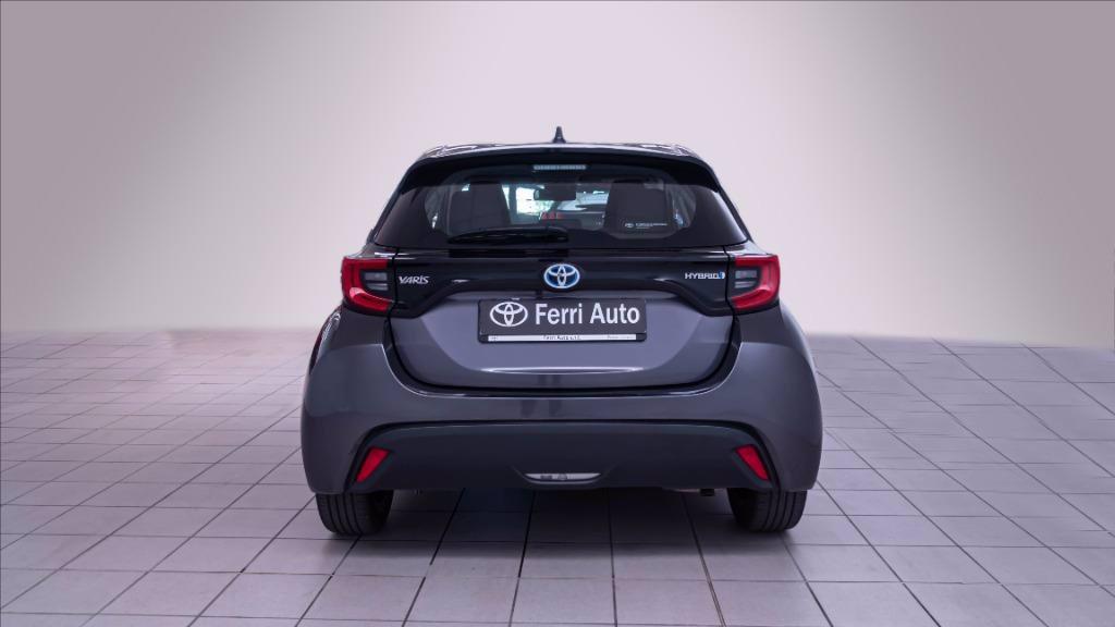 TOYOTA Yaris 1.5h Trend del 2022